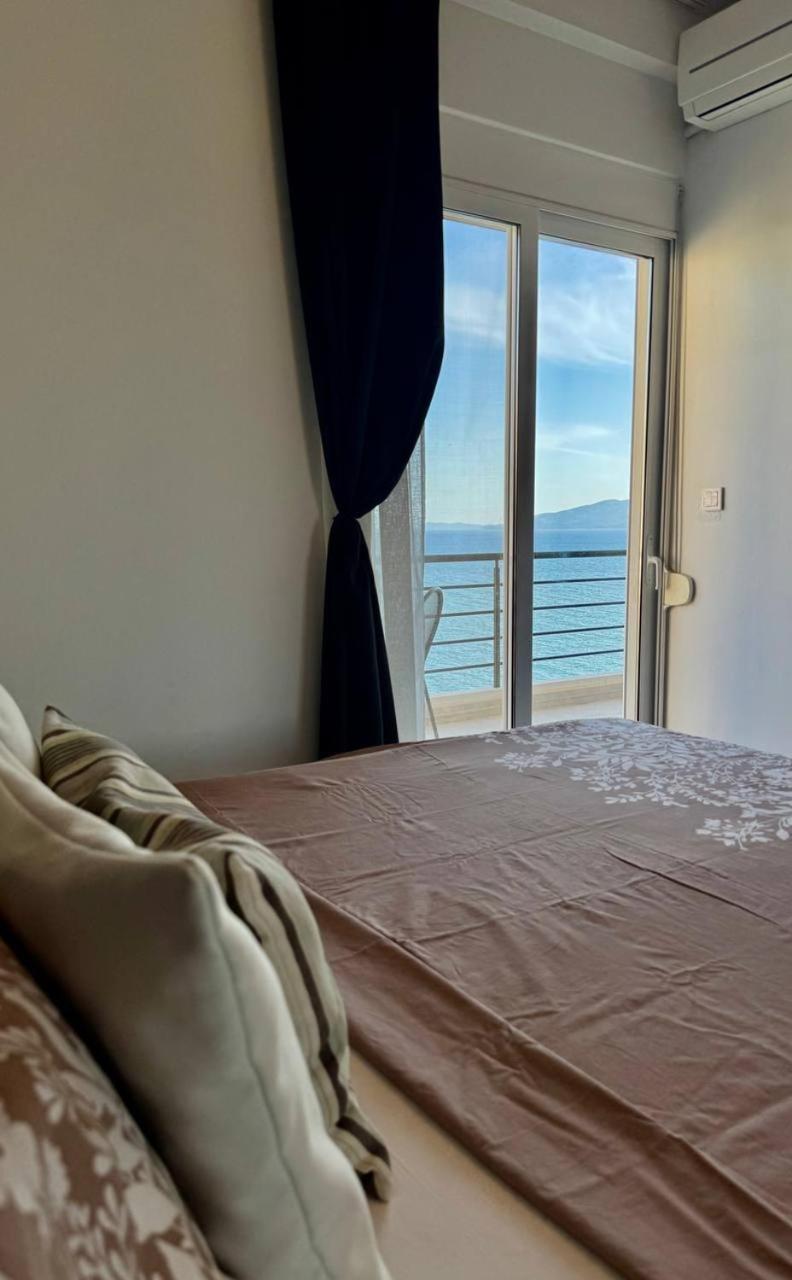 Apartmán Viola Sea View Penthouse Sarandë Exteriér fotografie
